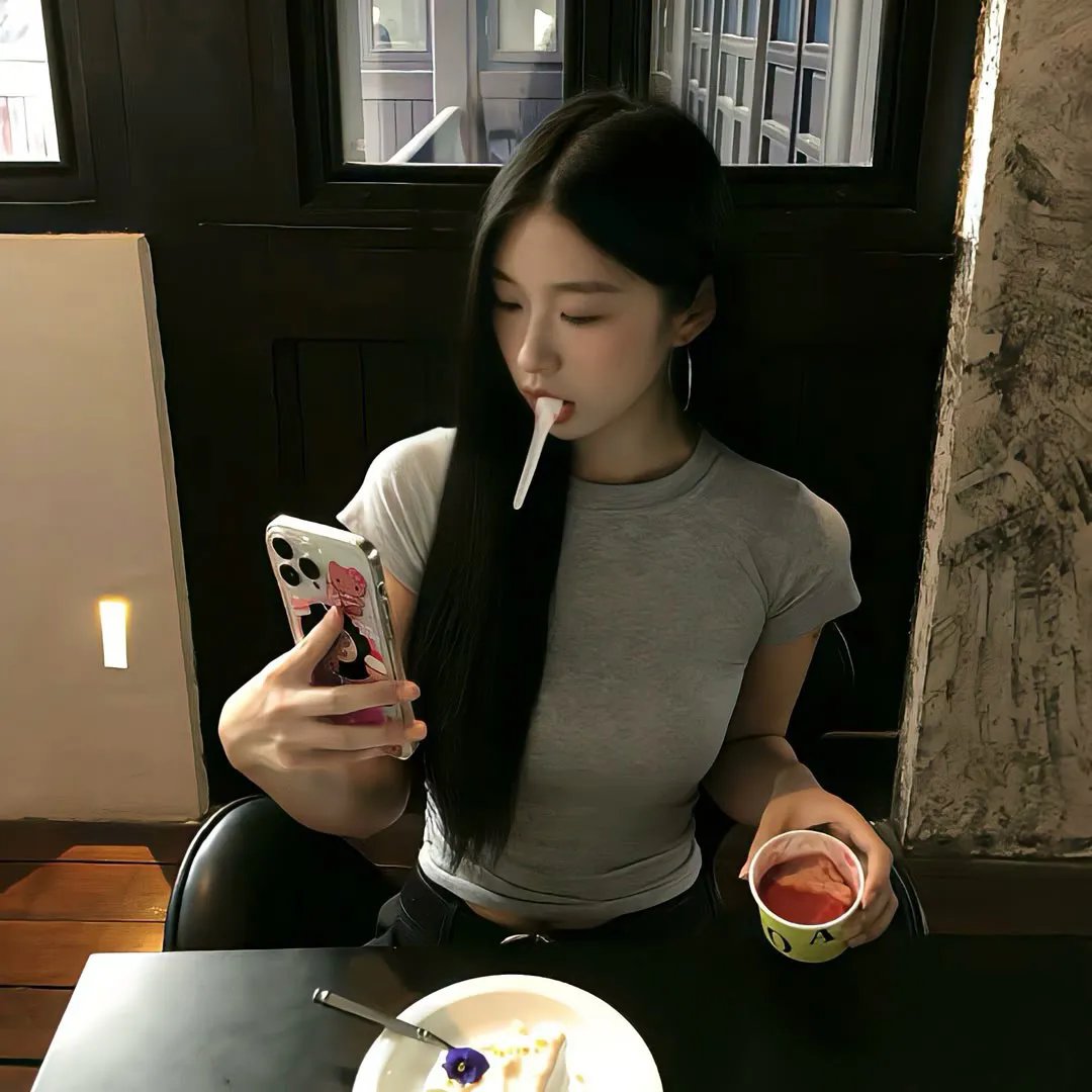 青青河边草
